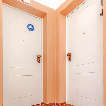 Apartment Blue With One Bedroom, Wifi And Amazing View