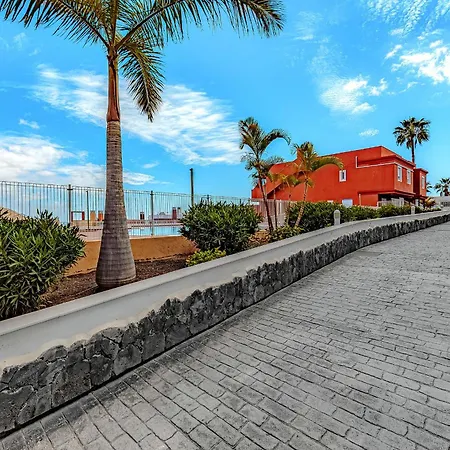 Blue With One Bedroom, Wifi And Amazing View Apartment