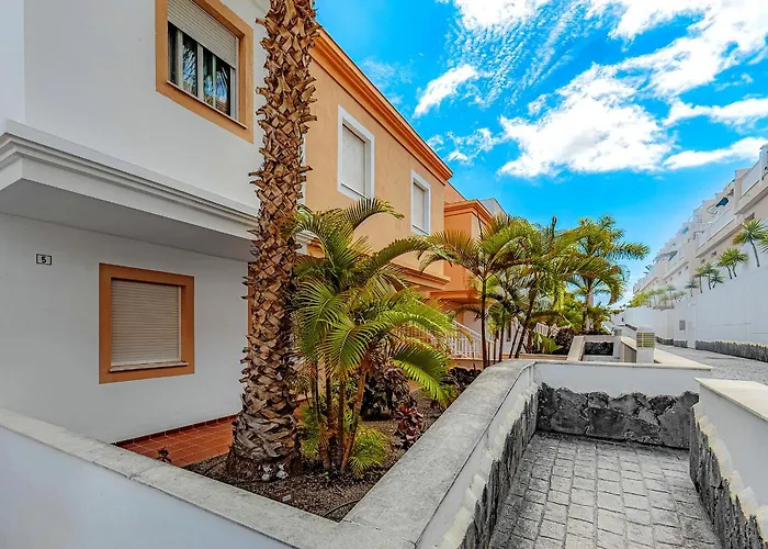 Апартаменты Blue With One Bedroom, Wifi And Amazing View